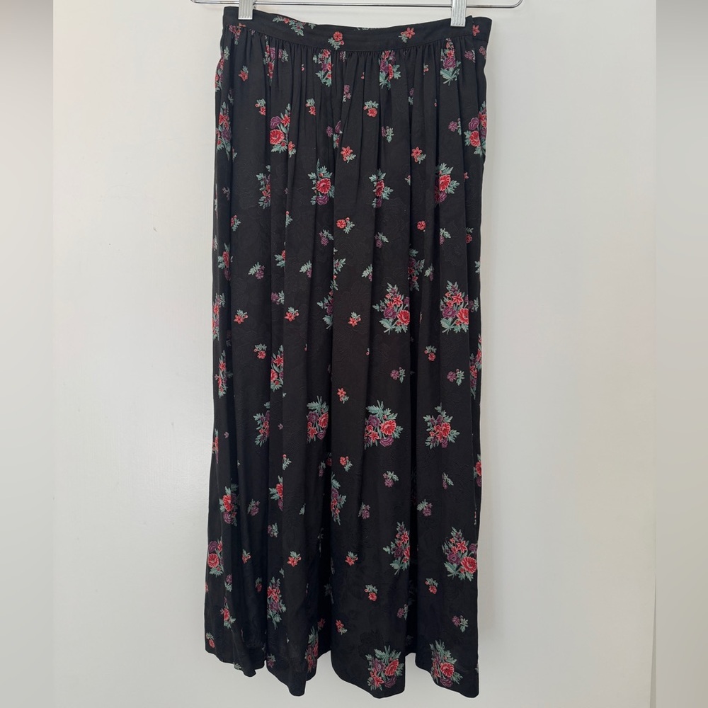 Vintage Lord & Taylor 100% Silk Floral Midi Skirt Size 4 Pockets